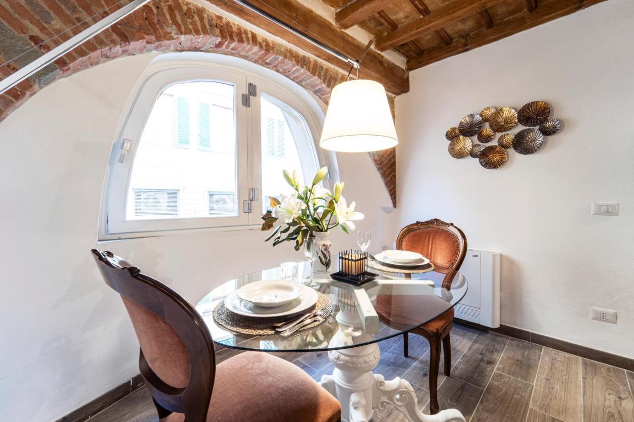 Palazzovilla Historic Building Luxury Suite Firenze Bagian luar foto