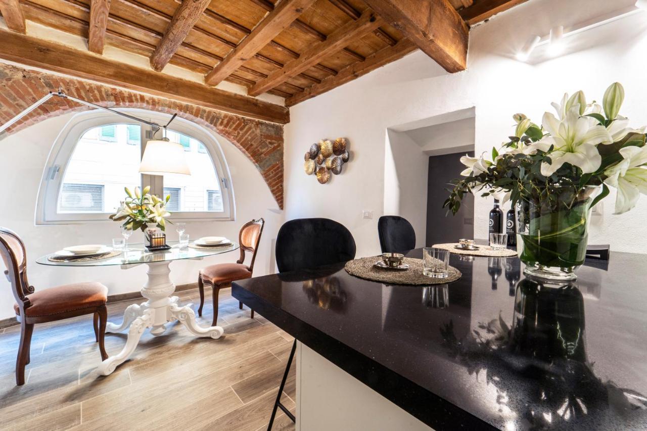 Palazzovilla Historic Building Luxury Suite Firenze Bagian luar foto
