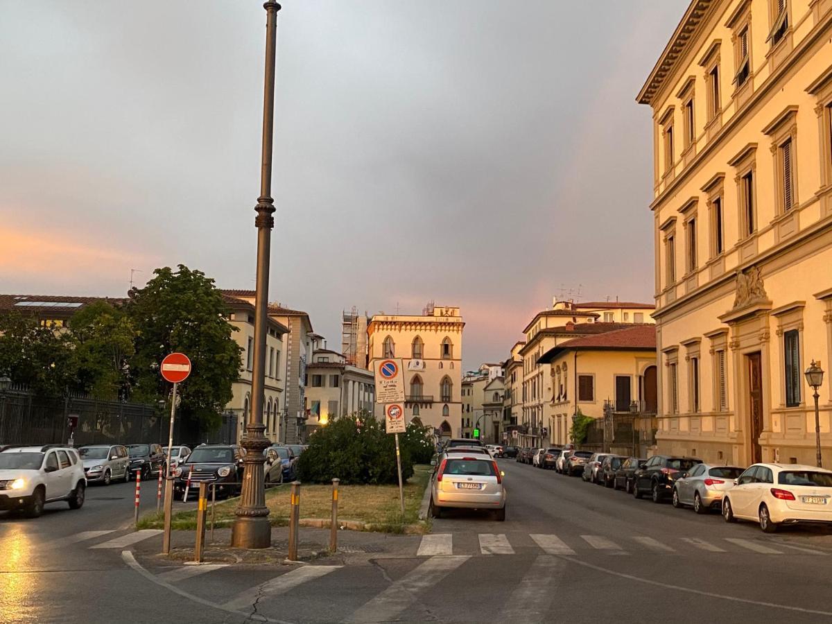 Palazzovilla Historic Building Luxury Suite Firenze Bagian luar foto