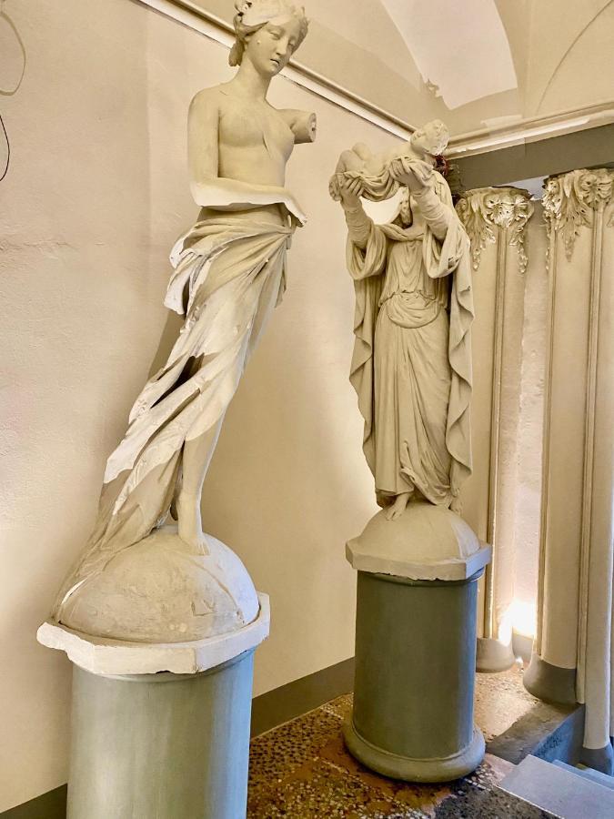 Palazzovilla Historic Building Luxury Suite Firenze Bagian luar foto