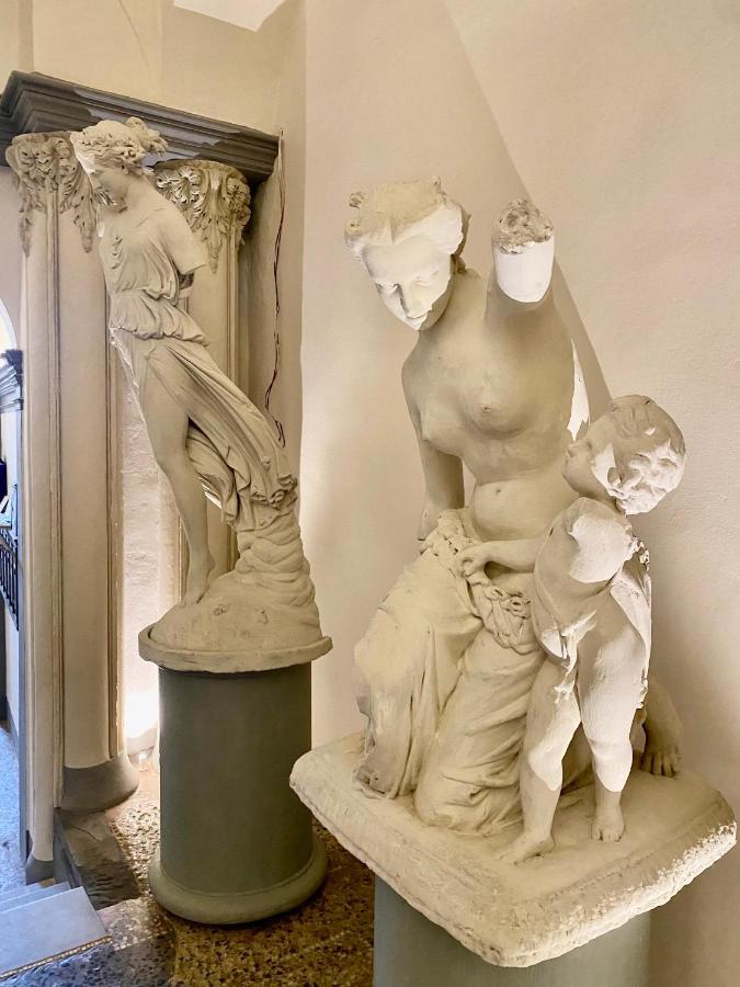 Palazzovilla Historic Building Luxury Suite Firenze Bagian luar foto
