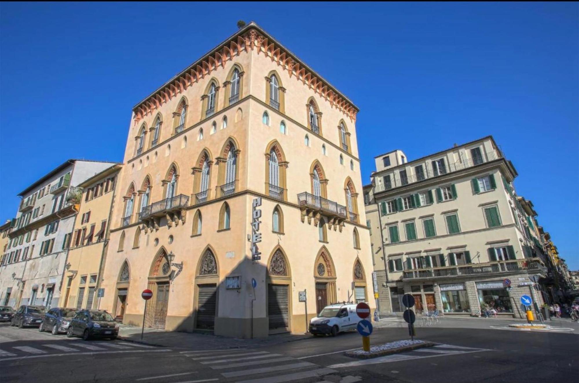 Palazzovilla Historic Building Luxury Suite Firenze Bagian luar foto